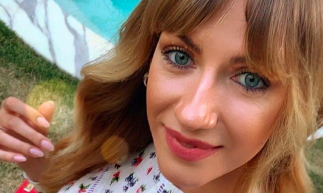 Нікітюк в Китаї показала, як з'їла мозок качура, відео не для слабкодухих