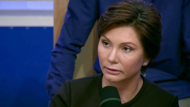 Тимошенко и скандальную подружку Януковича "растягивает" один и тот же мужчина: подробности