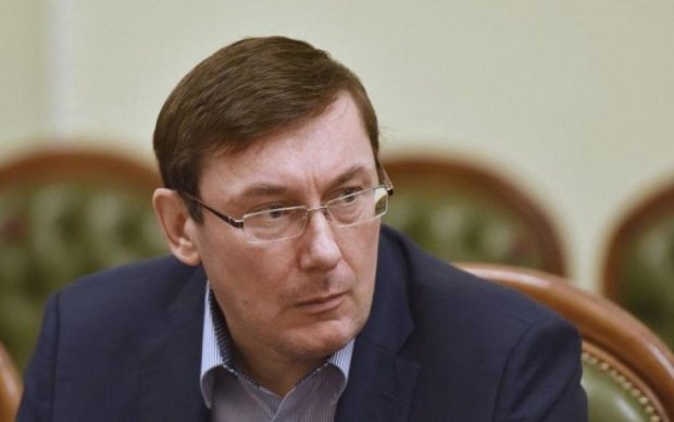 Луценко сказал, когда наконец заработает антикоррупционный суд