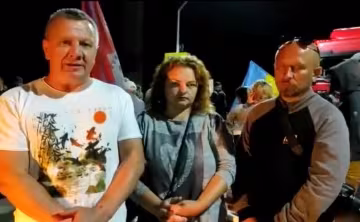 Зеленский обвинил черновчан в проплаченных митингах, ответили гневным видео: "Вам создали ширму"