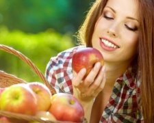 Топ-5 продуктів, які необхідно споживати зі шкіркою