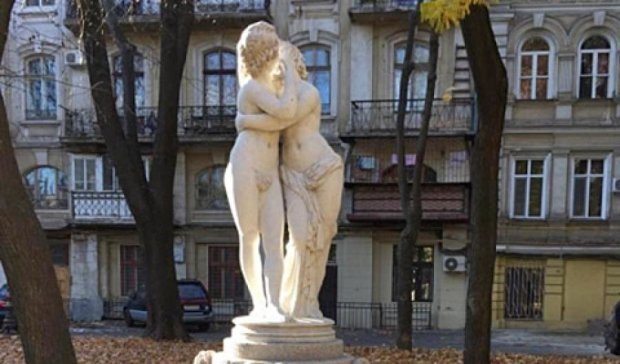 Оновлений пам'ятник "Ерот і Психея" відкрили в Одесі (фото)