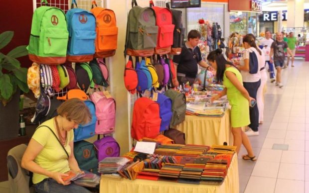 Шкільні базари у Києві 2018: де зібрати дитину до школи