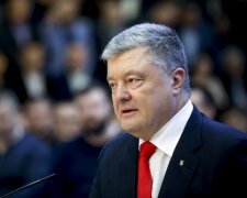 Порошенко налетел на Зеленского после допроса в ГБР: "Точно не про нас"