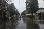 Одесі-мамі підмочили репутацію, надпотужна стихiя пересадила містян на гондоли: кадри водяного постапокаліпсису
