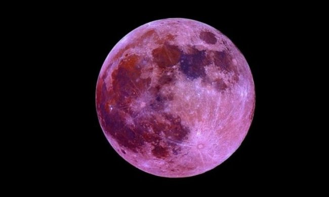 Пасхальная неделя удивит необычной Луной