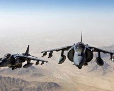 Китайці випробували лазер на американських льотчиках: з'явилася реакція Пентагону