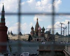 Один підписаний за океаном папірець – і криза в Росії. У Кремлі забігали по кабінетах: це готуються дерибанити Дерипаску, - російський політик