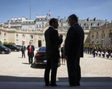 Відео з Порошенком та Макроном не на жарт налякало Кремль