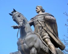 Що ви знаєте про першого короля Київської Русі?