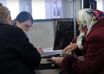 Оформлення субсидії. Фото: скрін youtube