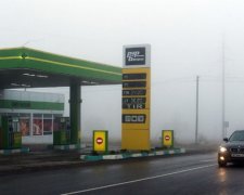 Знеструмлений Крим в паніці: немає бензину (фото)