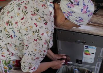 Приготовление борща, кадр из видео
