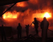 Донецк охватил огонь: фото