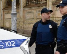 Як таких земля носить: 15-річна дівчинка з ДЦП стала жертвою батька-збоченця