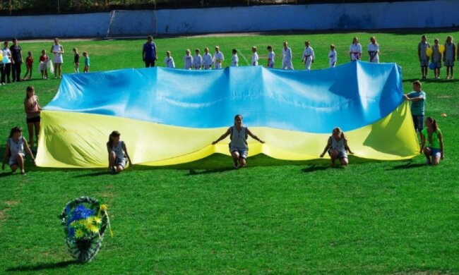 Уряд хоче заборонити використання національного прапора в рекламі