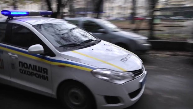 Коп на мажорном авто устроил аварию под Одессой: реакция погонов поражает, кадры беспредела