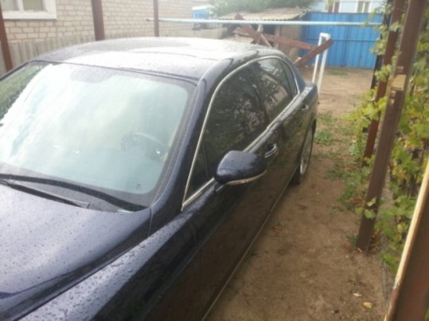 Автоінспектори на Луганщині повернули власнику Bentley "віджатий" бойовиками 