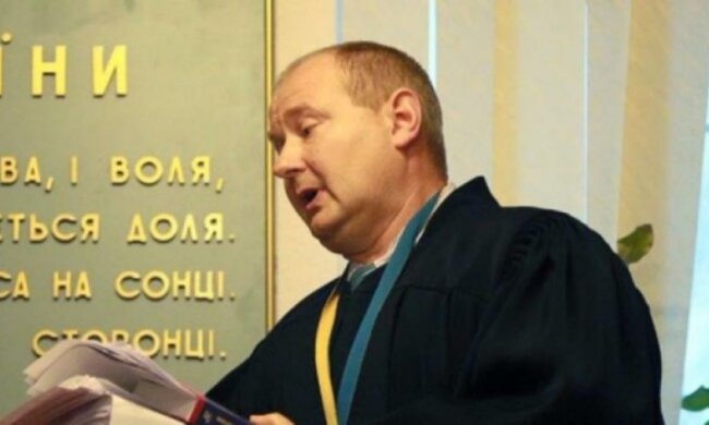 Чаус пришел с повинной