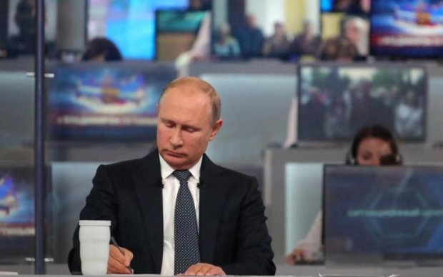 Операція "переляк НАТО": ракетну виставу Путіна підняли на сміх