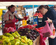 Овощи и сало на рынке в Одессе, подорожание продуктов