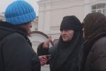 Почаївські фанатки. Фото: Youtube