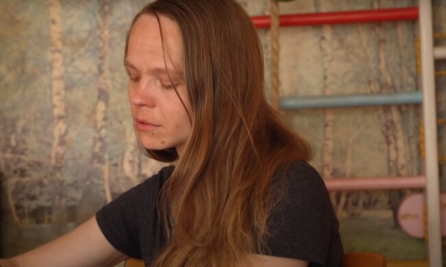 Марина, скріншот з відео