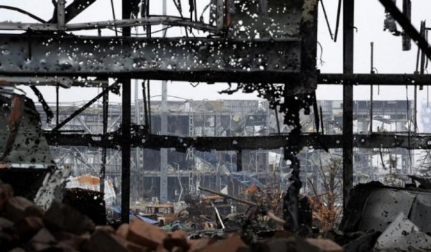 "Бориспіль" отримав від "кіборгів" монітор, здобутий в бою за Донецьке летовище 