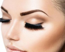 Как прибавить ресницам объема за две секунды