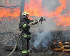 Поезд с пассажирами вспыхнул под Одессой: подробности
