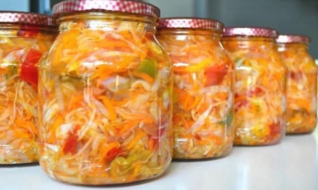 Капустяний салат, фото: instagram.com/legkie_retceptiki