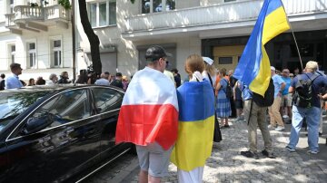 Польща: опитування про депортацію українських чоловіків