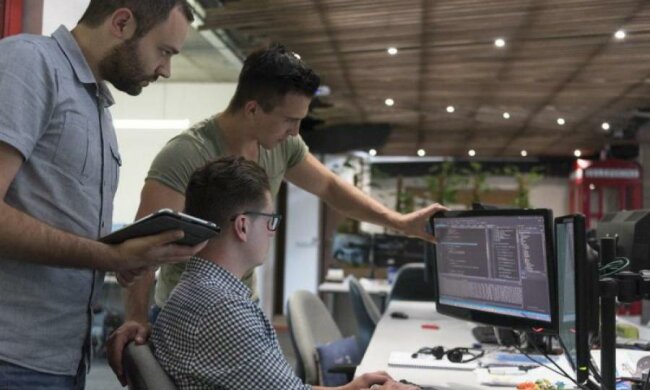 Украинцы жалуются на сбои в крупнейшей платежной системе