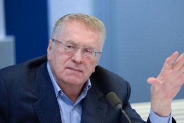 Жириновський попросить Держдуму скасувати шматок осені