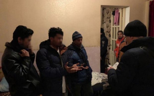 Гости из Турции пытались перехитрить украинских пограничников