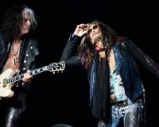 Неизвестная болезнь подкосила лидера Aerosmith