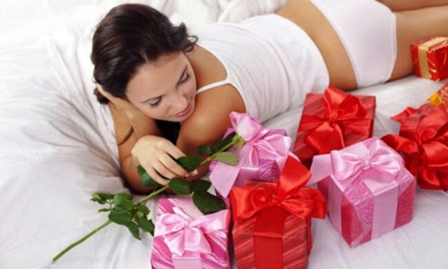 Подарки, скриншот: YouTube