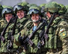 Росія стягнула до Криму "на навчання" армаду військ