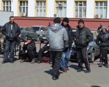 Не чекали: заробітчани вбили пенсійну систему України