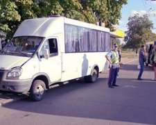 У Кривому Розі зіткнулися дві маршрутки: п'ятеро постраждалих (фото)