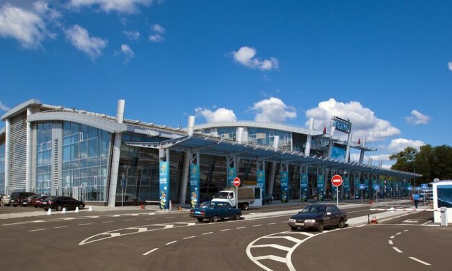 Аэропорт "Жуляны" в Киеве заработал на полную силу: смело бронируйте билеты