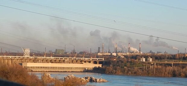На заводе в Запорожье выброс химикатов убил работника, город в трауре