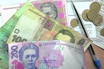Повернення у 90-ті: бізнес переходить на розрахунки готівкою