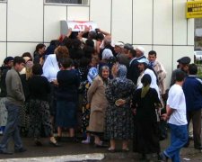 Все до годівниці: Нацбанк осідлав готівкову гривню