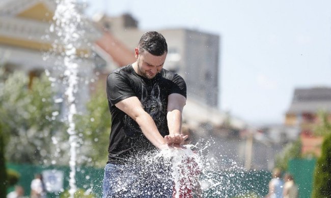 Погода на 9 червня: українцям доведеться змиритися з нестерпною поплавою