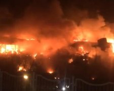 В Ужгороді загорівся машинобудівний завод