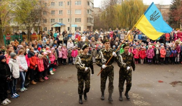 В Тернополе почтили память погибшего под Дебальцево бойца (фото)