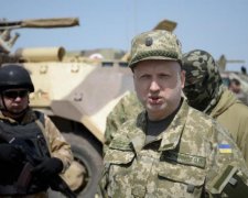 Кортеж Турчинова влаштував перегони за Києвом: відео