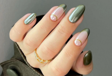 Денежный оливковый маникюр, фото из соцсетей