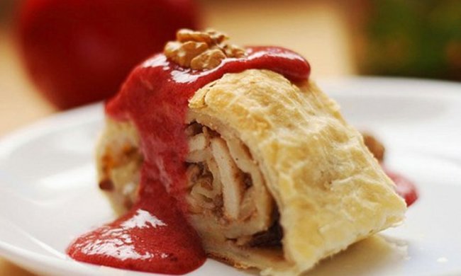 яблучний штрудель